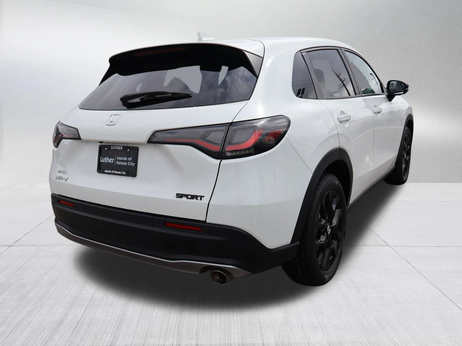 Used 2024 Platinum White Pearl Honda Sport image 7