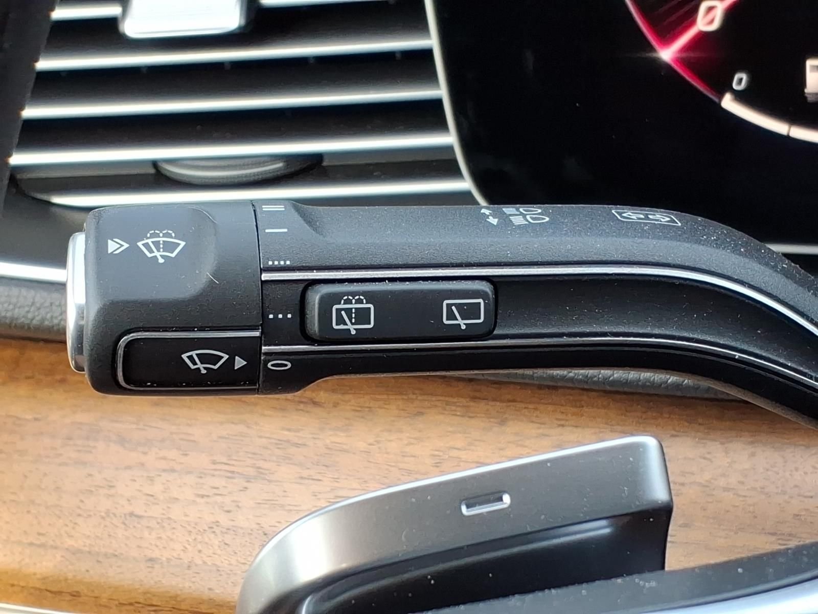 Certified Used 2025  Mercedes-Benz GLE 350 image 26