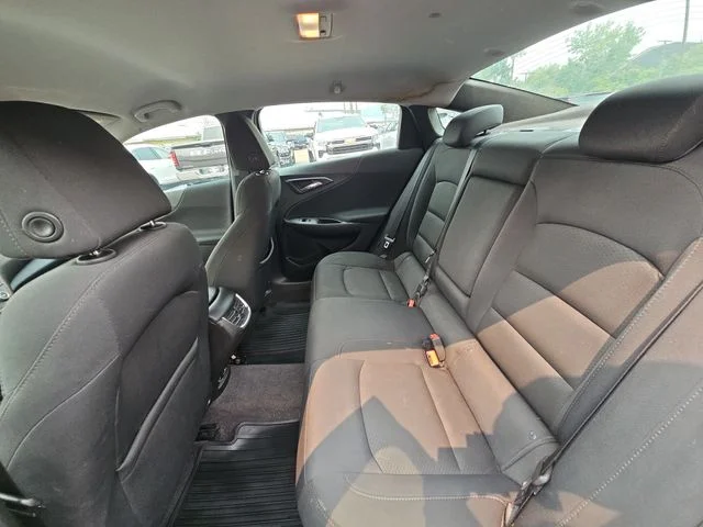Used 2017 Silver Chevrolet LT image 27