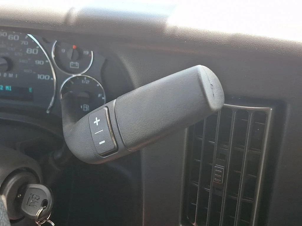 New 2026 Summit White GMC Work Van image 8