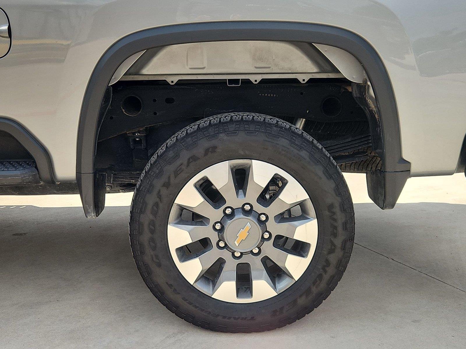 2025 Chevrolet Silverado 2500HD Custom - Photo 31