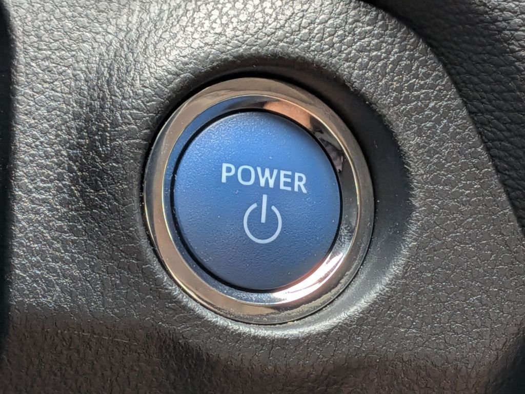 Used 2021 White Toyota XLE image 21