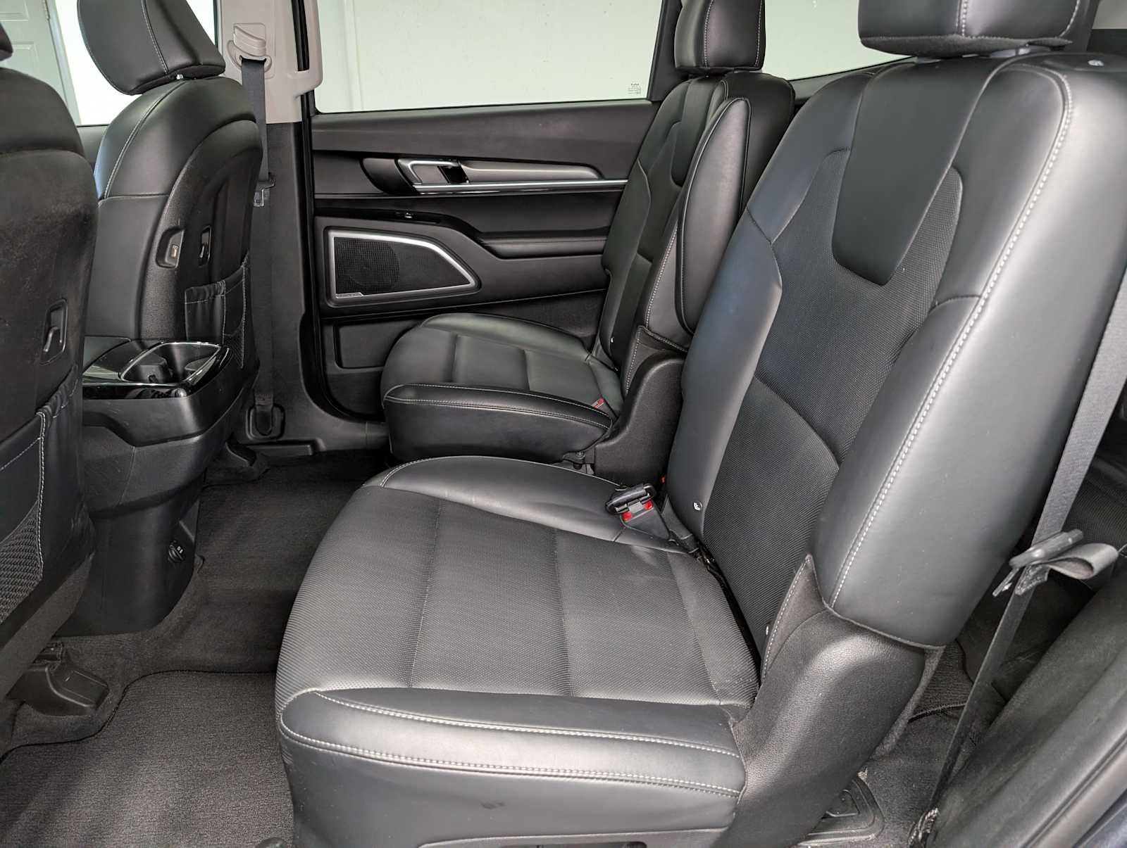 Certified Used 2022 Gravity Grey Kia S image 23