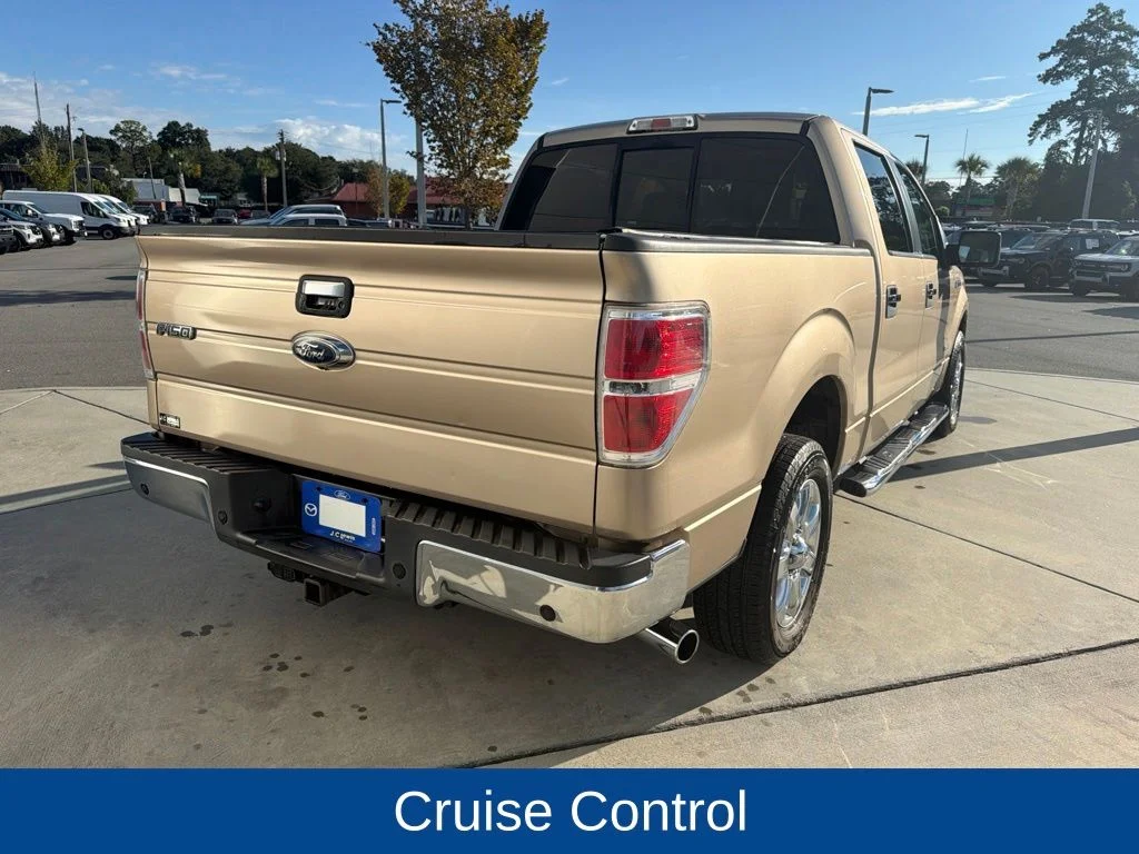Used 2014  Ford XLT image 9