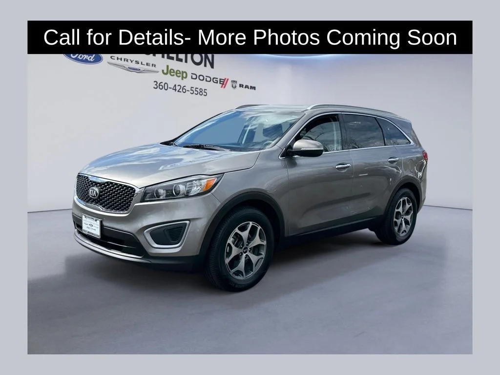 2017 Kia Sorento LX AT's photo