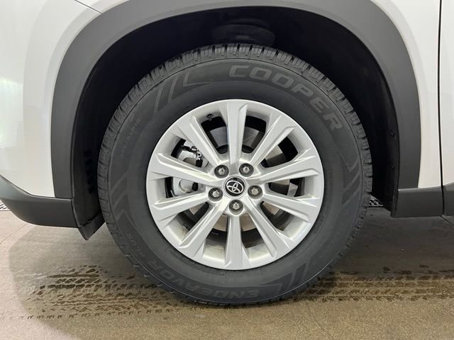 Used 2024 Beige Toyota XLE image 26
