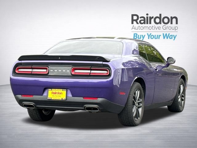 Used 2019 Plum Crazy Pearlcoat Dodge SXT image 5