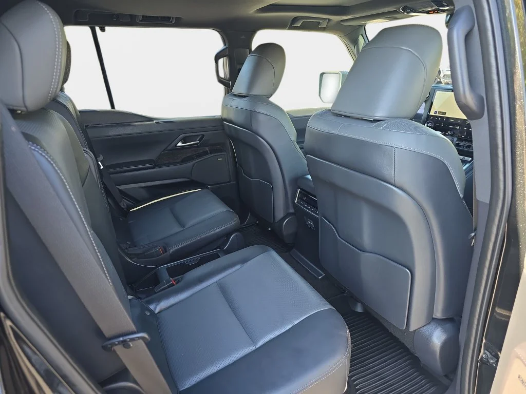 Certified Used 2024 CAVIAR Lexus 550 Luxury image 12