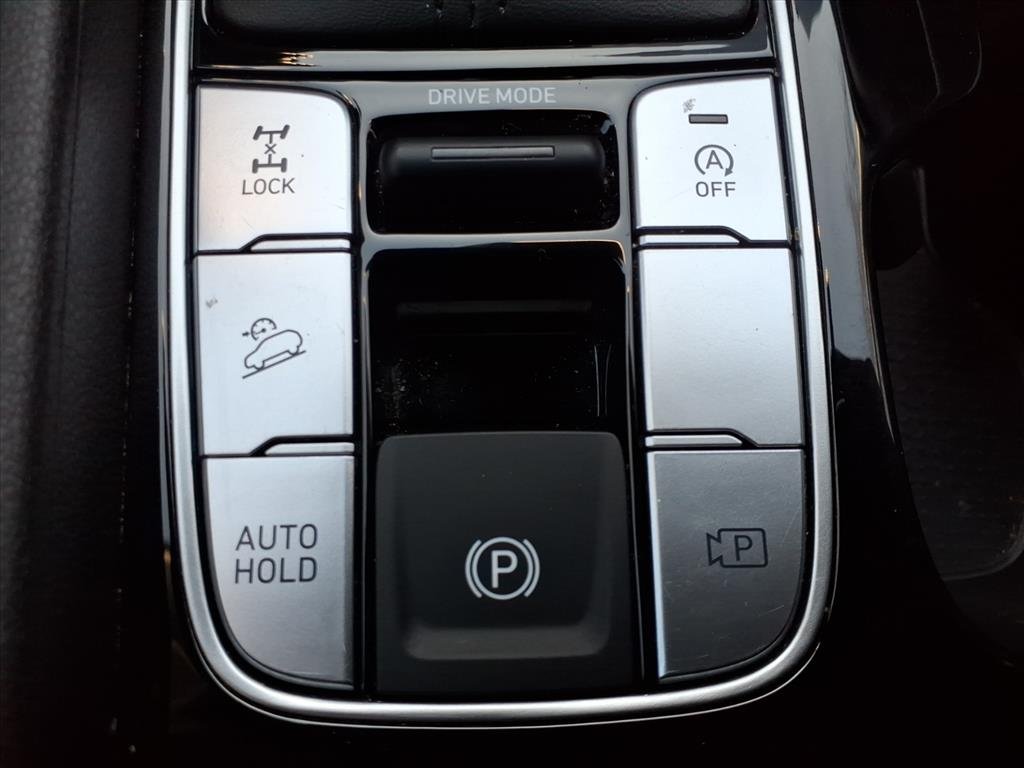 Used 2023 Shimmering Silver Metallic Hyundai SEL image 20