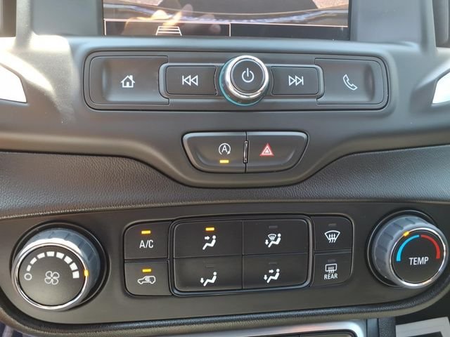 Used 2023 Black GMC SLE image 19