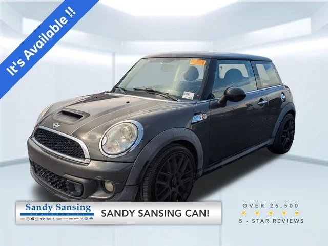 2013 MINI Cooper S's photo