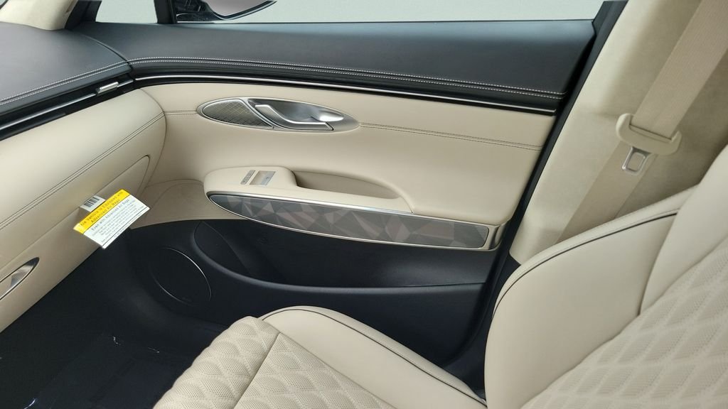 2025 GENESIS GV70 Sport - Photo 13