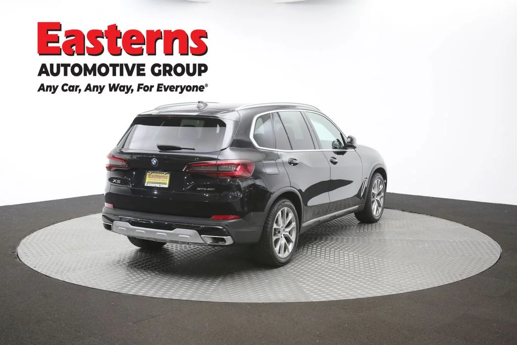 Used 2023 Black BMW xDrive40i image 36
