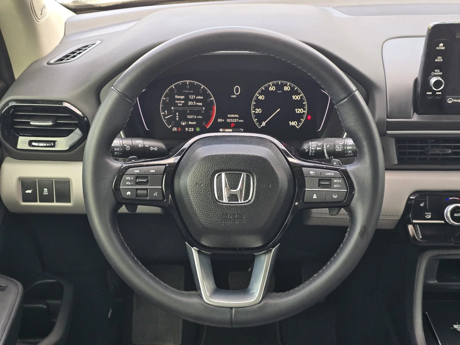 Certified Used 2024 Platinum White Pearl Honda 2WD TRG image 39