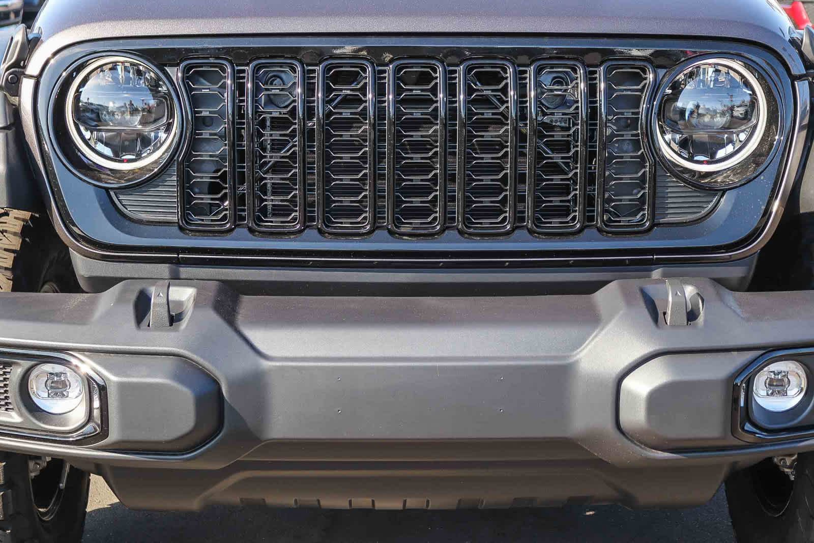 New 2027 Granite Crystal Metallic Clear-Coat Exterior Paint Jeep Willys image 9
