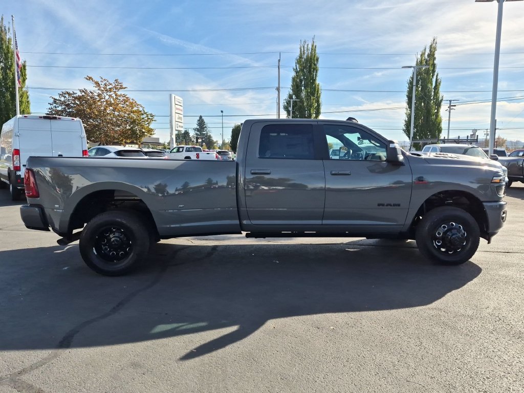 New 2027 Ceramic Gray Clear-Coat Exterior Paint RAM Laramie image 7
