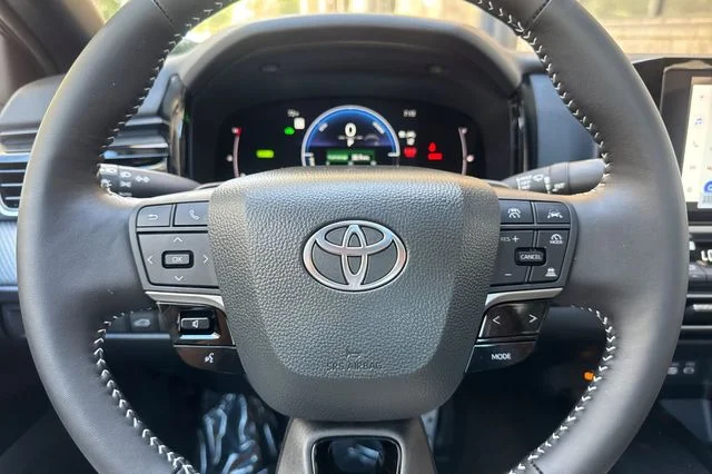 New 2026 Underground Toyota  SE image 25