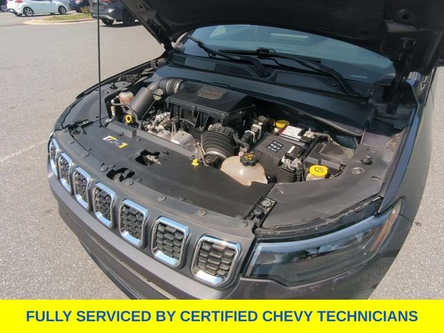 Used 2024 Gray Jeep Latitude image 47