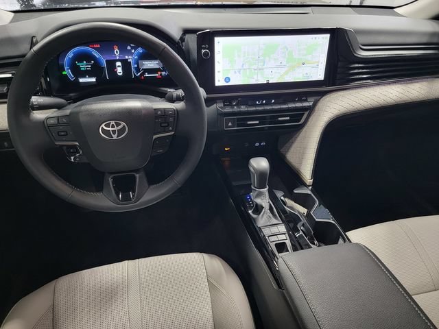 Used 2025 Black Toyota XLE image 29