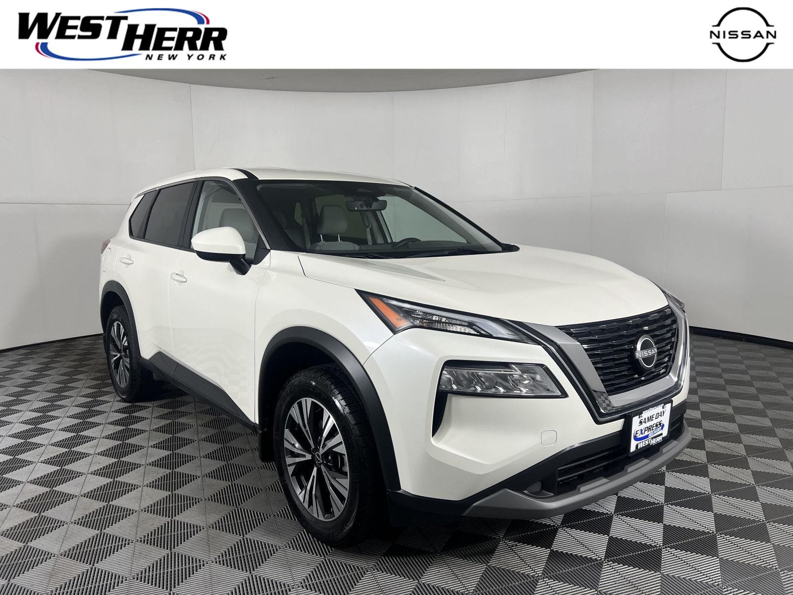 2023 Nissan Rogue SV AWD's photo