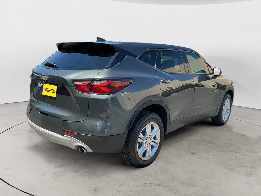 Used 2019 Gray Chevrolet Base image 5