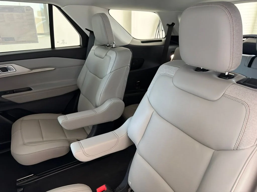 New 2026 Space White Metallic Ford Active image 24