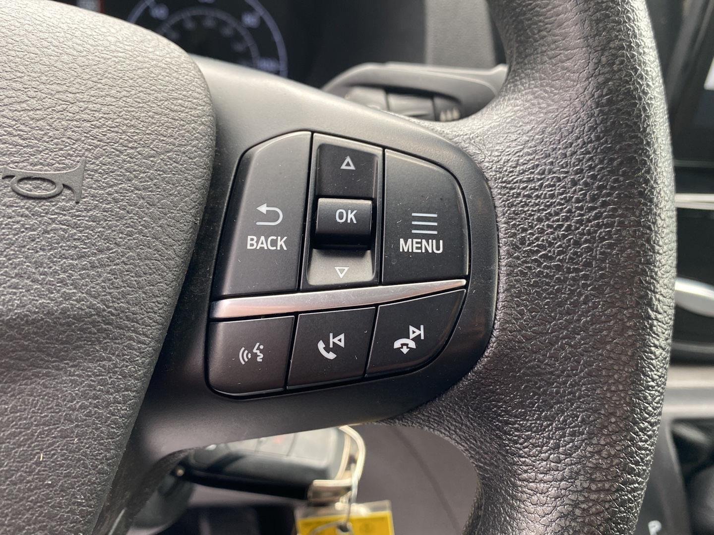 Used 2023 Oxford White Ford 350 XLT image 15