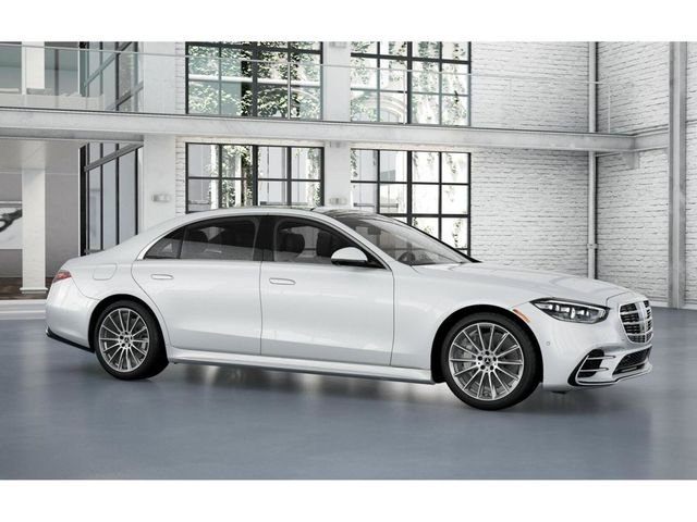 New 2026 MANUFAKTUR Moonlight White Metallic Mercedes-Benz S 580 image 13