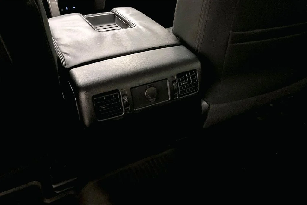 Used 2021 Black Toyota SR5 image 11