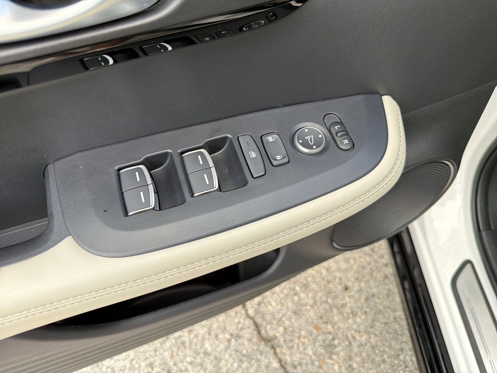 Used 2025 White Acura A-Spec Package image 30