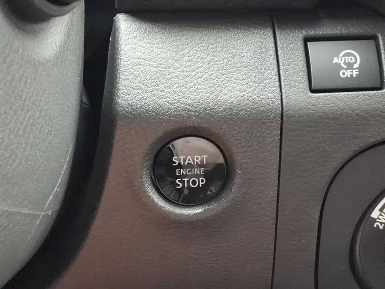 2026 Nissan Frontier Crew Cab PRO-4X® Gray at Robbins Nissan