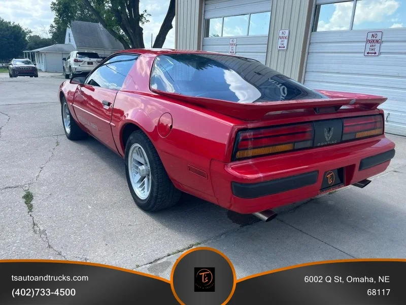 Used 1990 Red Pontiac Formula 2D Coupe image 5
