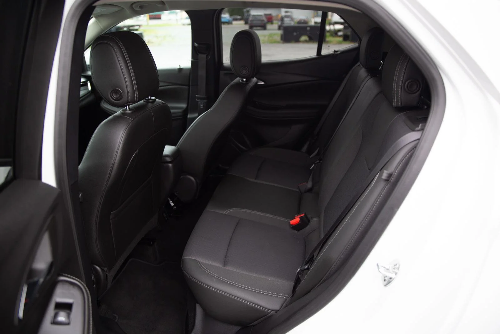 2025 Buick Encore GX Preferred - Photo 12