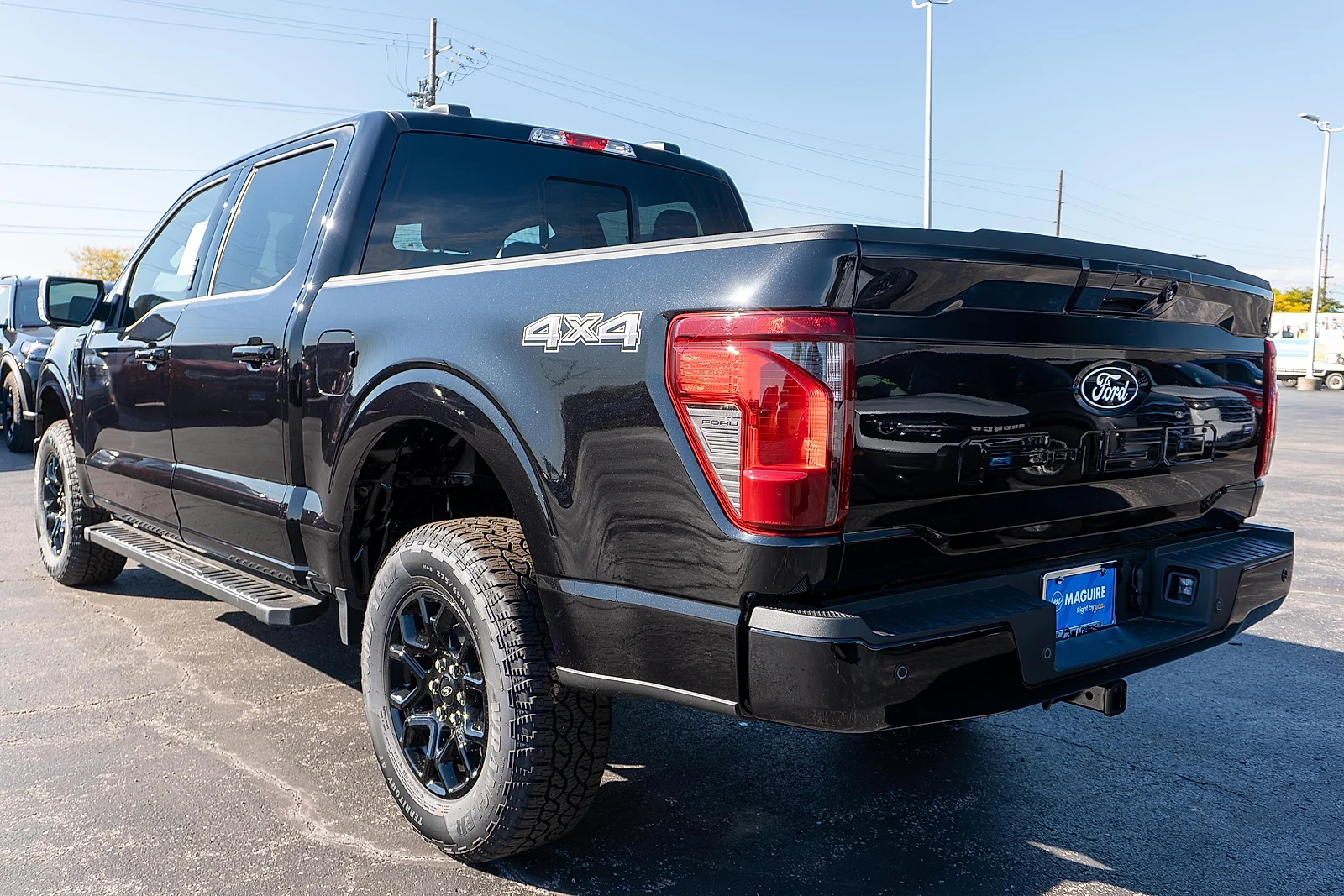 New 2026 Agate Black Metallic Ford XLT image 7