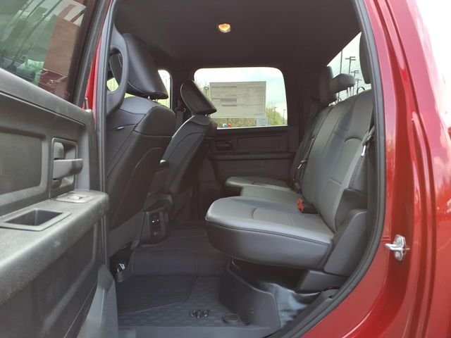 New 2026 Molten Red Pearl-Coat Exterior Paint RAM Tradesman image 28