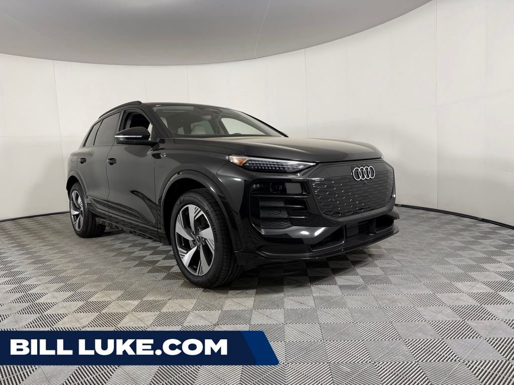 2025 Audi Q6 e-tron Premium Plus quattro's photo