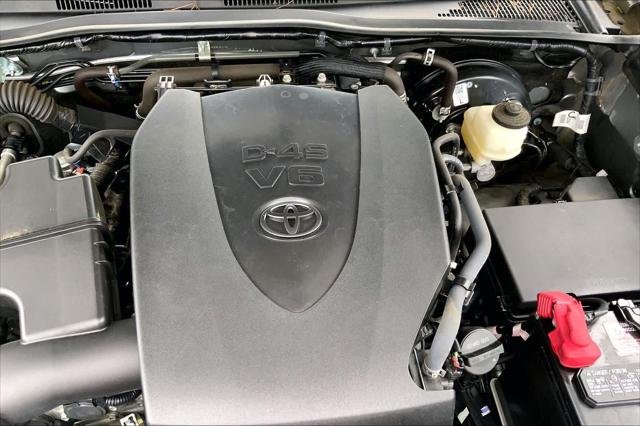 Certified Used 2022 CELESTIAL SILVER Toyota  image 30