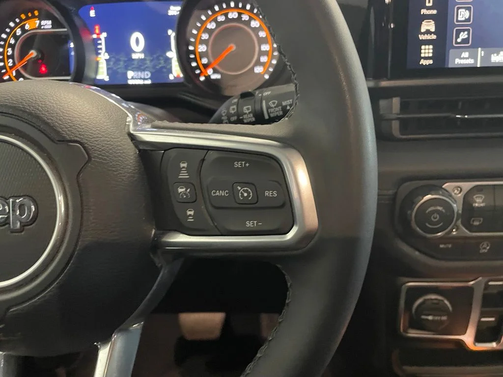 Used 2025 Black Jeep Sahara image 14