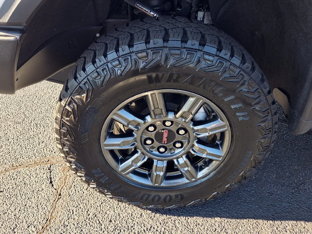 Used 2026 Summit White GMC AT4X image 17
