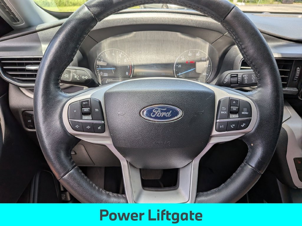 Used 2023 Black Ford XLT image 16