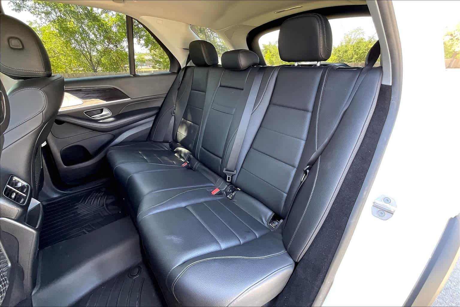 Used 2020 Polar White Mercedes-Benz GLE 450 image 21