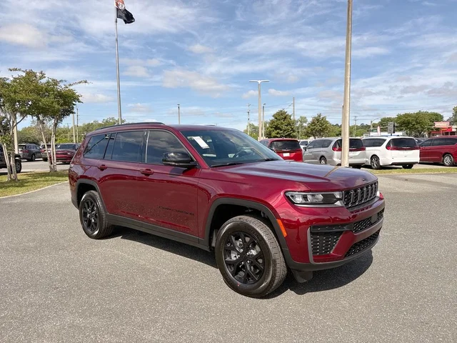2026 Jeep Grand Cherokee L Laredo