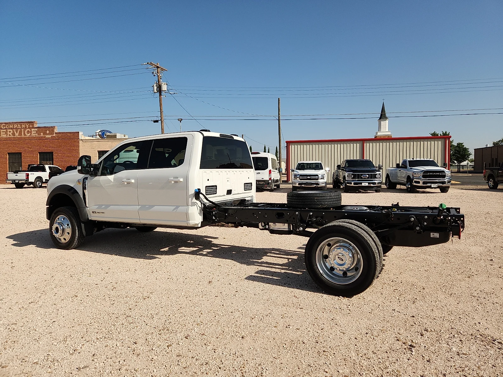 New 2026 Star White Metallic Tri-Coat Ford LARIAT image 4