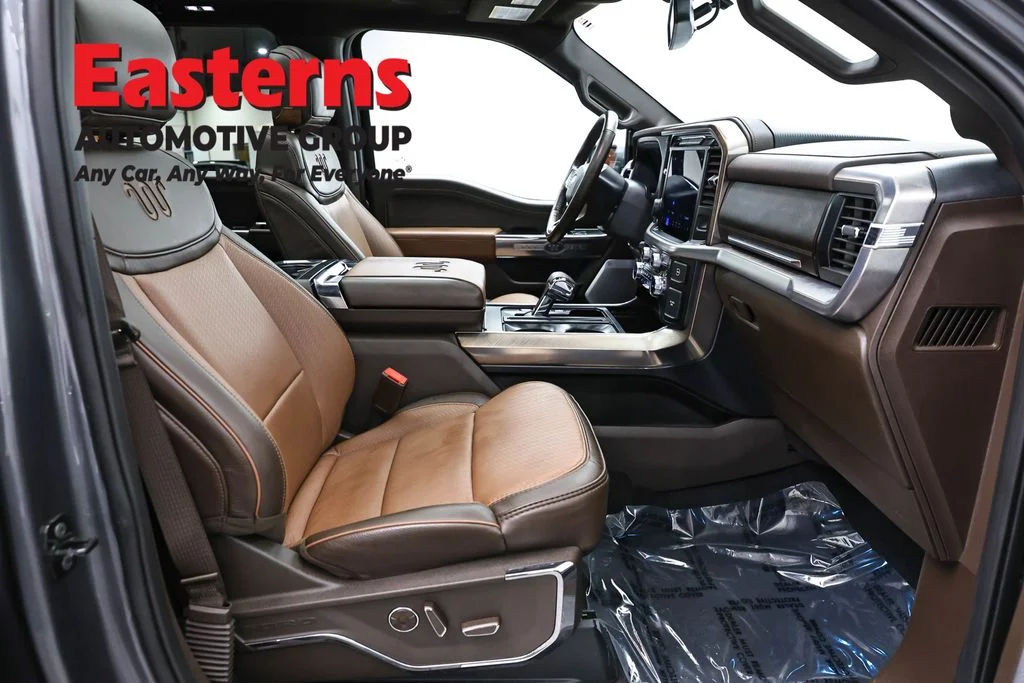 Used 2025 Gray Ford King Ranch image 29