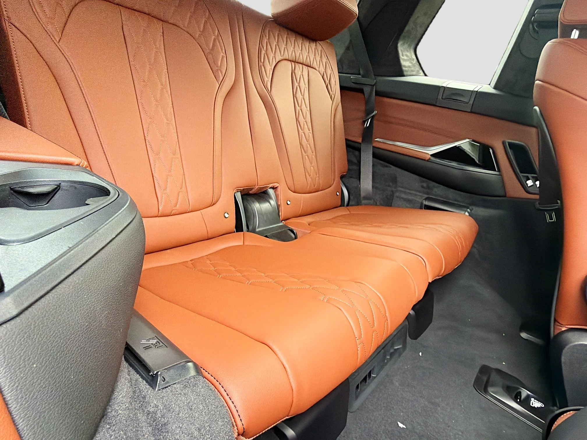 New 2027 Carbon Black Metallic BMW xDrive40i image 22