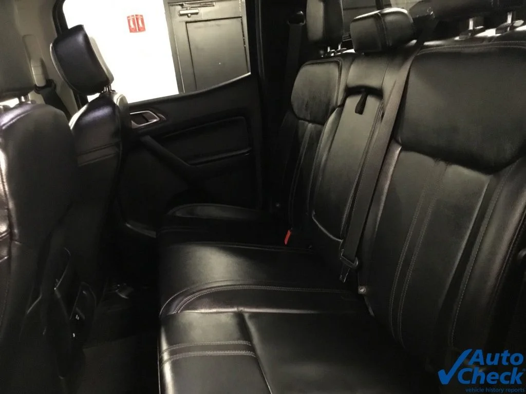 Used 2019 Blue Ford Lariat image 30