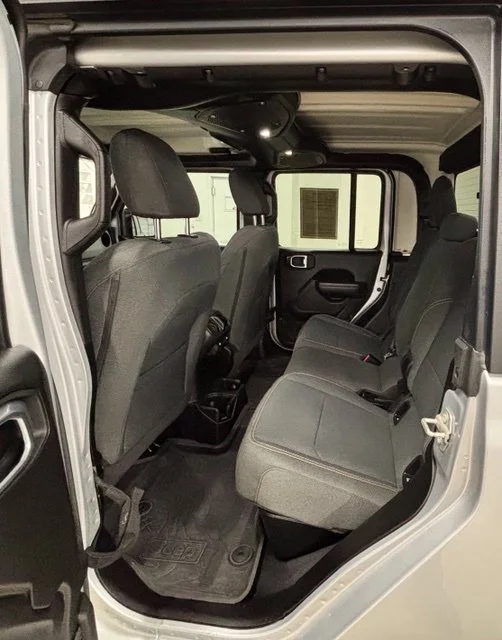 Used 2024 Silver Jeep Sport S image 24