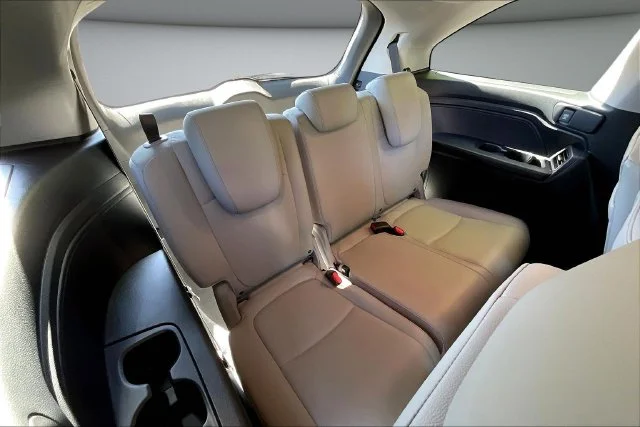 Used 2022  Honda EX-L image 27