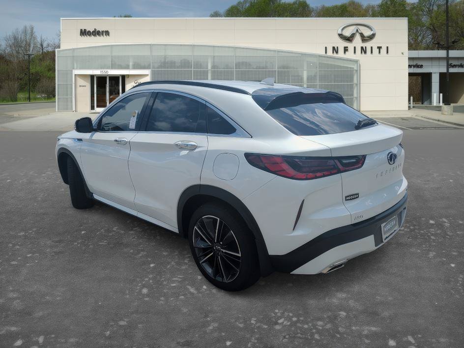 Certified Used 2025 Radiant White INFINITI SENSORY image 5