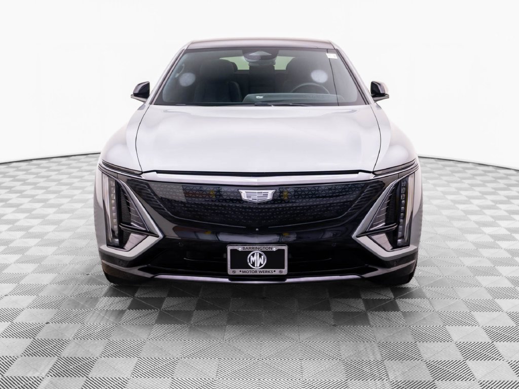 Used 2024 Silver Metallic Cadillac Sport image 11